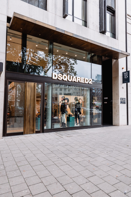 Dsquared2 shop sale